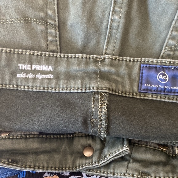 Women's AG Dark Olive Green mid-rise cigarette jeans/skinnies. Soft fabric. - Picture 7 of 8
